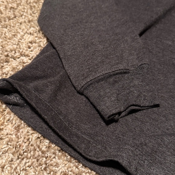 University of Alabama dark gray long sleeve t-shirt (XS) - EUC! - Picture 2 of 8